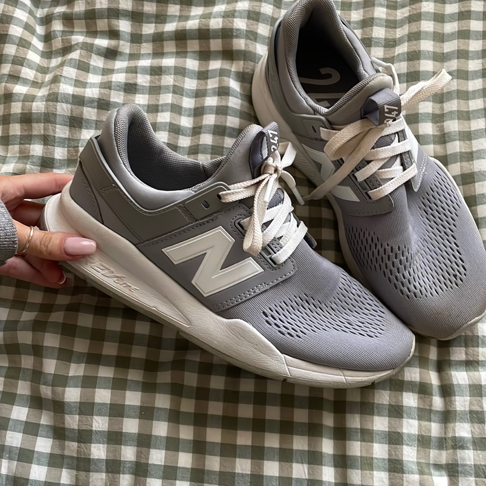 Gray new balances
